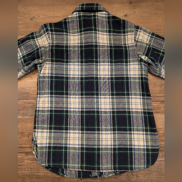 Vintage Woolrich Woman's Wool Button Down Shirt Blue Tartan Plaid USA Wool Sz 12 - Picture 4 of 16